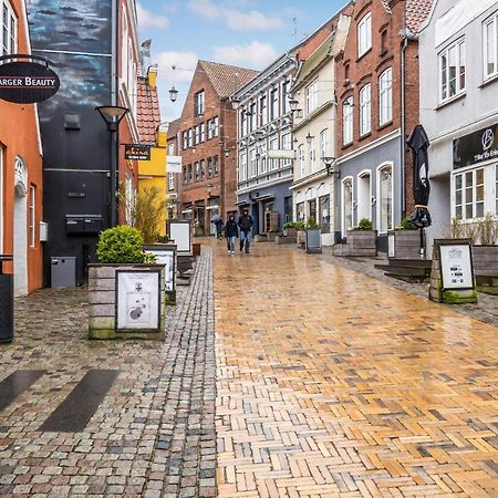 Amazing Apartment In Aabenraa With Wifi Exterior photo